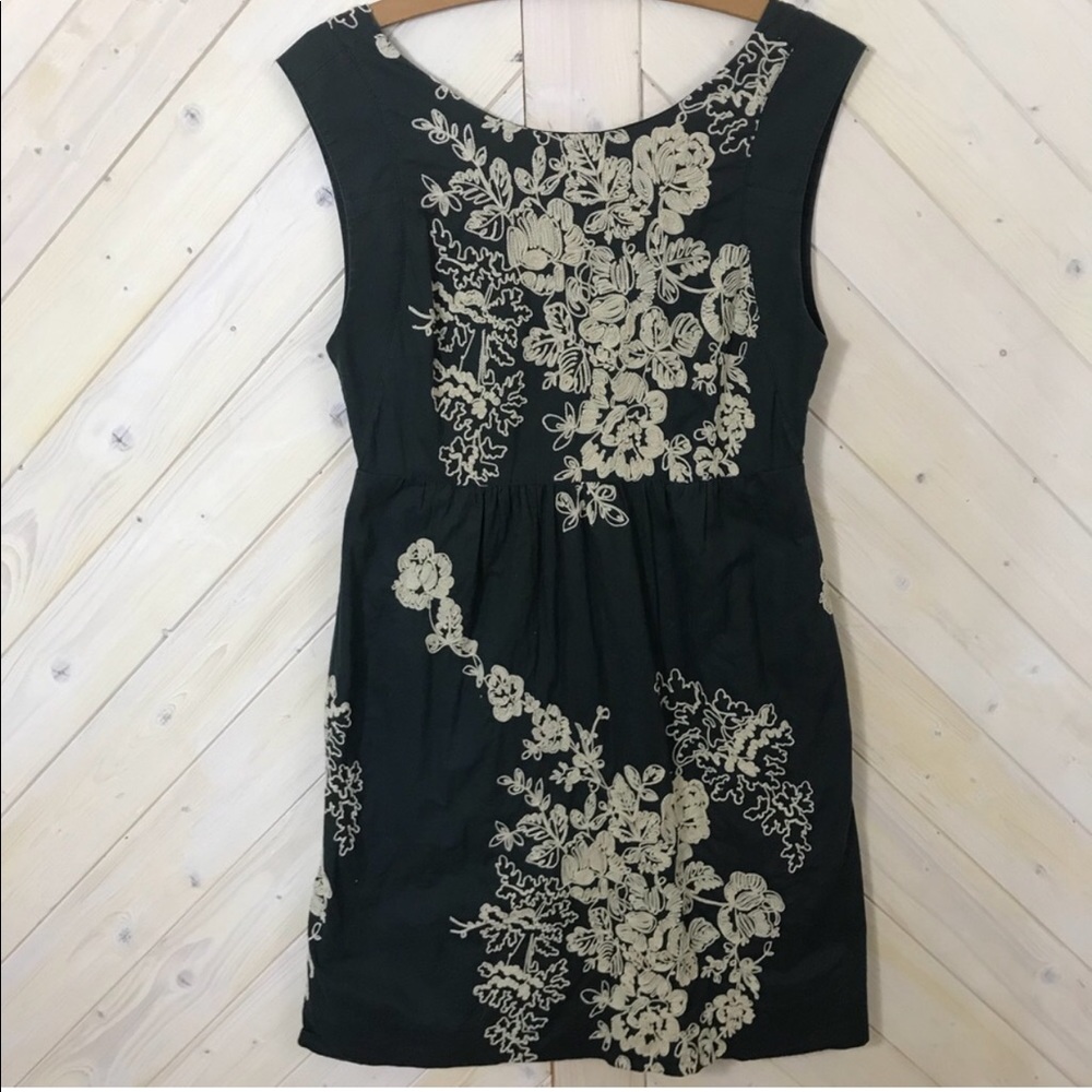 JCrew Grey Embroidered Sleeveless Dress with Pockets!